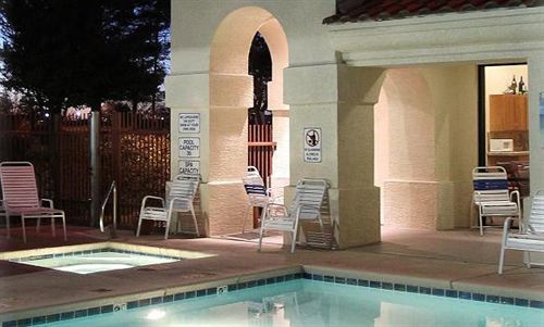 סיירה ויסטה Gateway Studio Suites מראה חיצוני תמונה